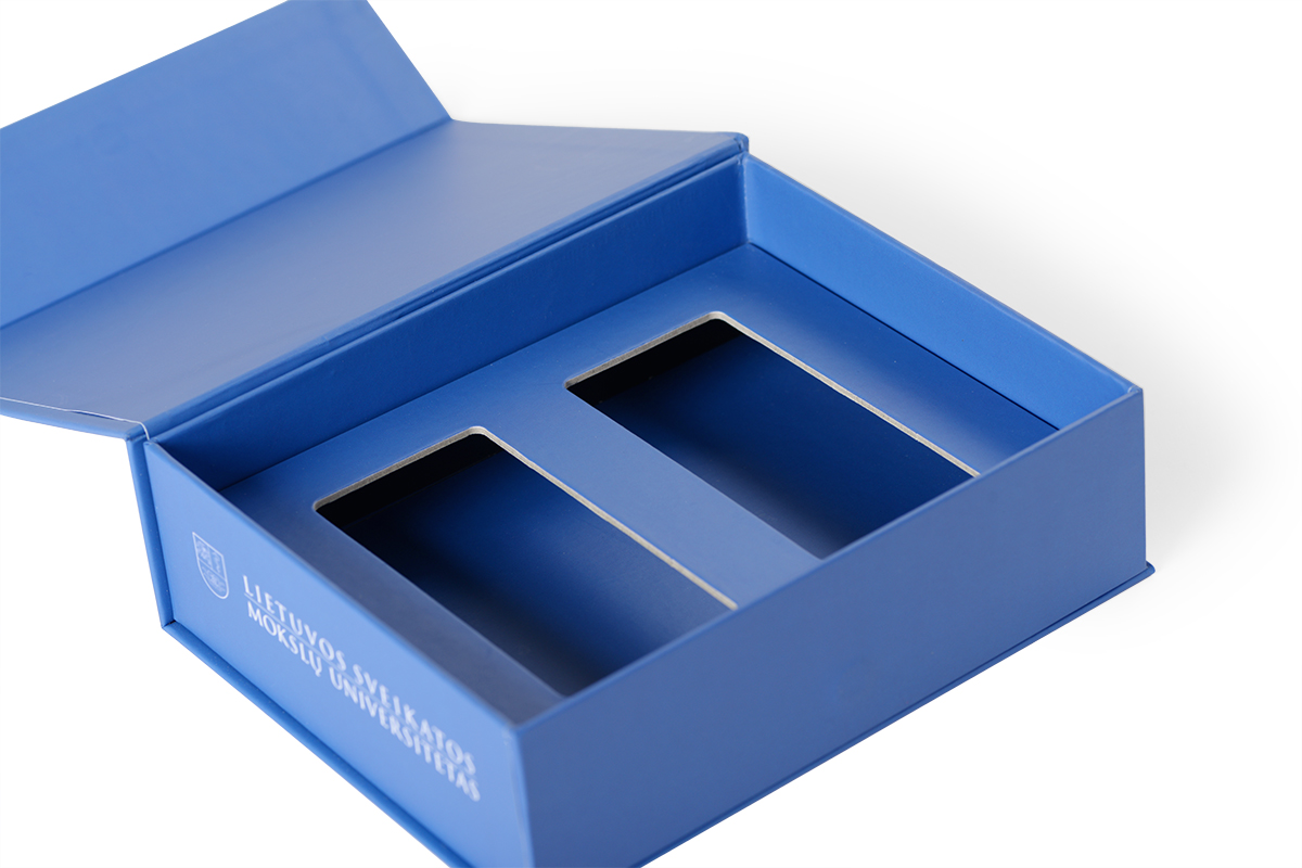 Magnetic Closure Box with inserts